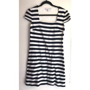 DianeVF Suji White Navy Stripe Knit Shift Dress 0